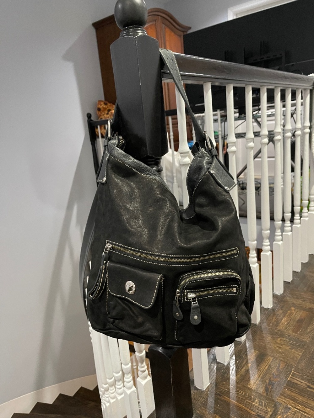 Large Genuine Leather Ladies Roots Purse